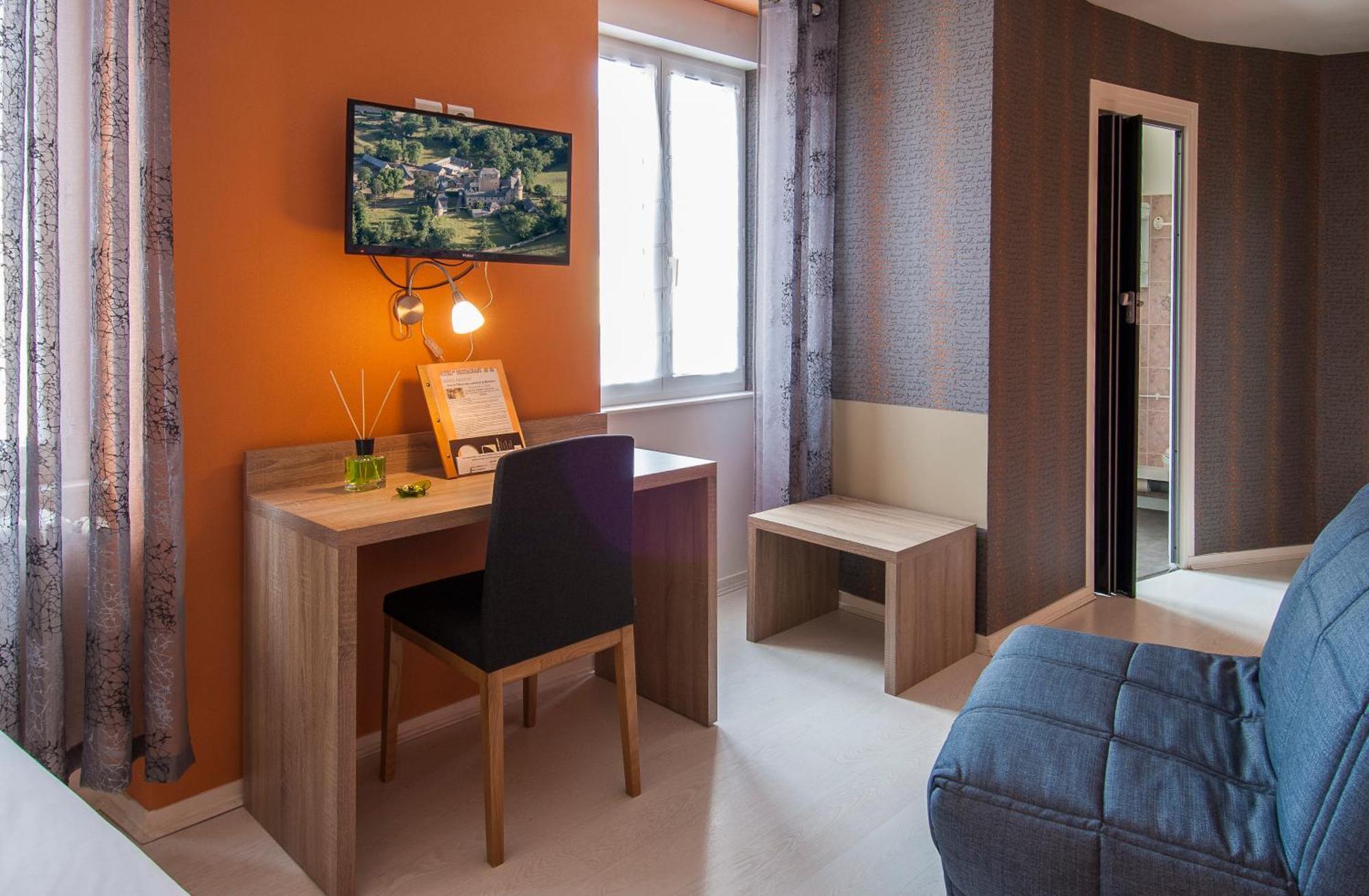 Logis Hotel Restaurant Cazes Arazat Laissac Εξωτερικό φωτογραφία