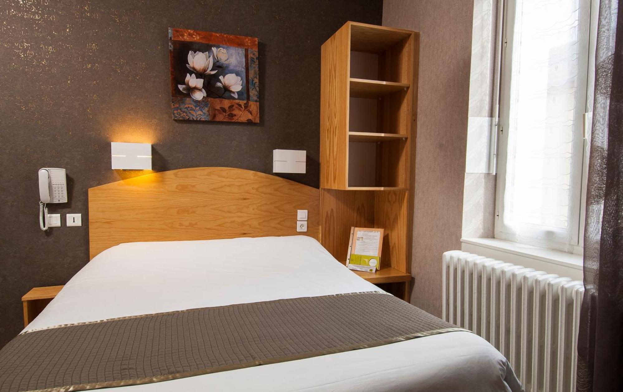 Logis Hotel Restaurant Cazes Arazat Laissac Εξωτερικό φωτογραφία